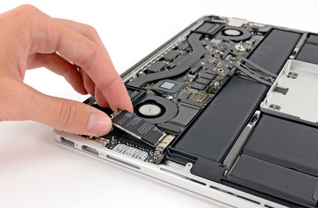 laptop battery replacement center qatar